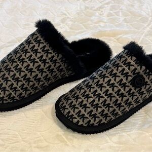 Michael Kors Black and Gray Patterned Slippers